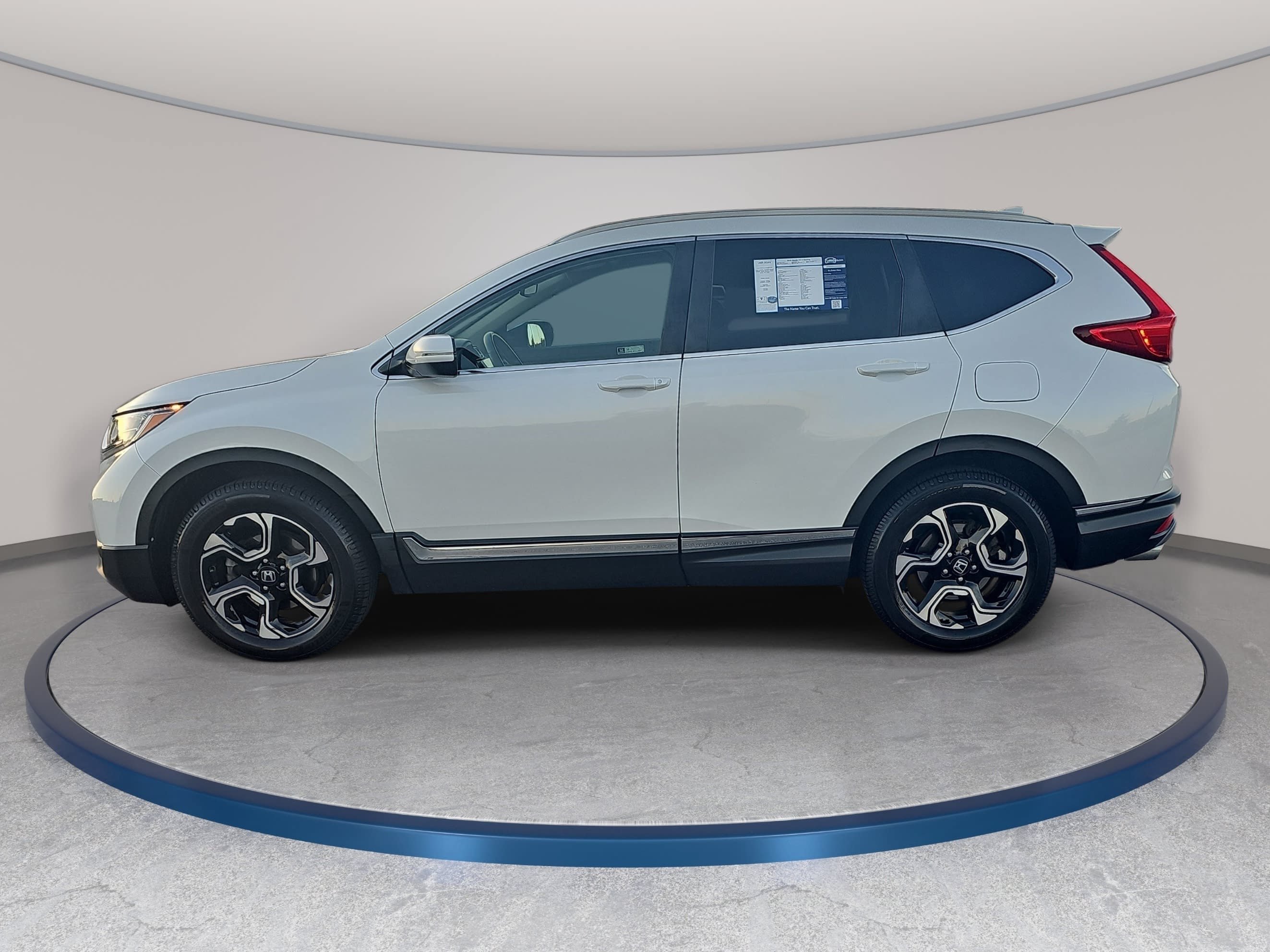 Used 2019 Honda CR-V Touring image 8