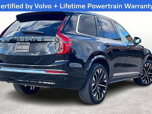 Certified 2025 Volvo XC90 B5 Plus image 2