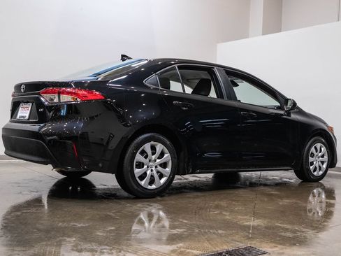 Used 2024 Toyota Corolla LE FWD image 9