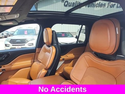 Used 2023 Lincoln Aviator Black Label Grand Touring w/ Class IV Trailer Tow Package AWD/4WD image 2
