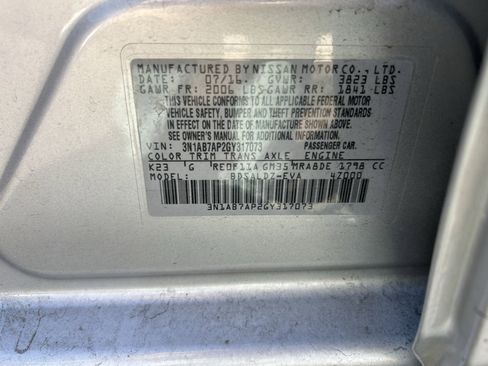 Used 2016 Nissan Sentra SV image 24