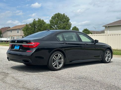 Used 2018 BMW 750i xDrive AWD/4WD image 7