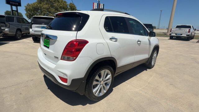 Used 2018 Chevrolet Trax Premier w/ LPO, Protection Package AWD/4WD image 8
