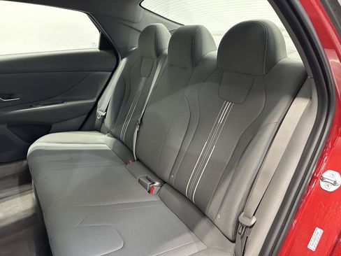 Certified 2023 Hyundai Elantra SEL w/ Convenience Package FWD image 27