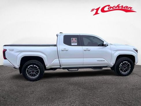Used 2024 Toyota Tacoma TRD Sport w/ TRD Sport Upgrade Package AWD/4WD image 6