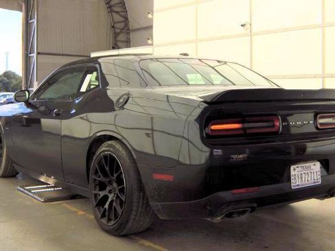 Used 2019 Dodge Challenger R/T w/ Blacktop Package RWD image 4