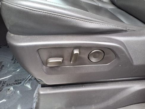 Used 2024 GMC Sierra 1500 SLT RWD image 21