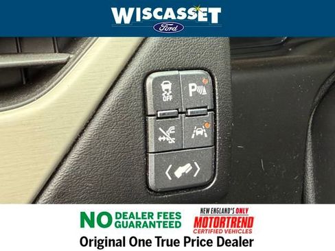 Used 2018 GMC Yukon Denali w/ Open Road Package image 25