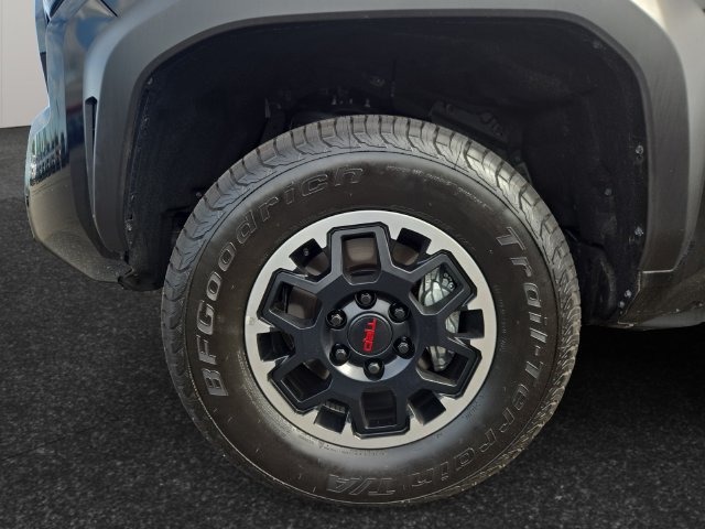 Certified 2026 Toyota Tacoma TRD Off-Road AWD/4WD image 4
