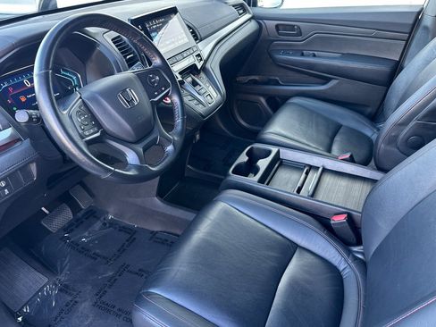 Used 2024 Honda Odyssey Sport image 9