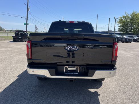 Used 2025 Ford F150 XLT w/ Equipment Group 301A Standard AWD/4WD image 3