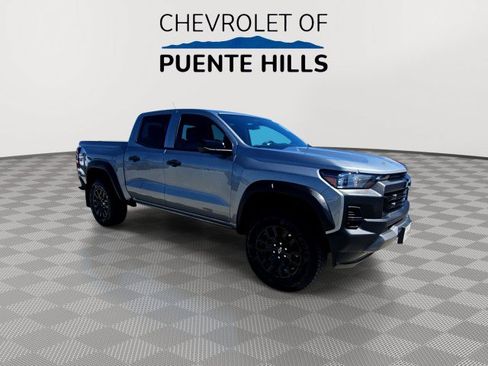 Used 2026 Chevrolet Colorado Trail Boss AWD/4WD image 2