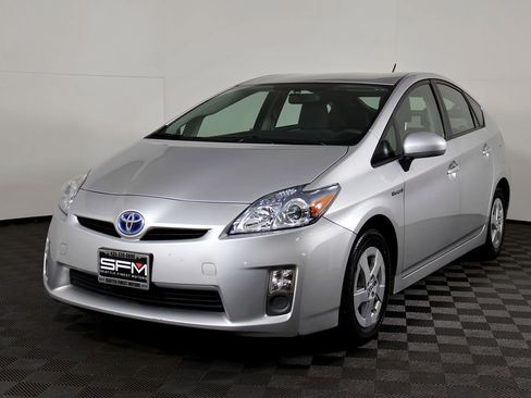 Used 2010 Toyota Prius Two FWD image 3