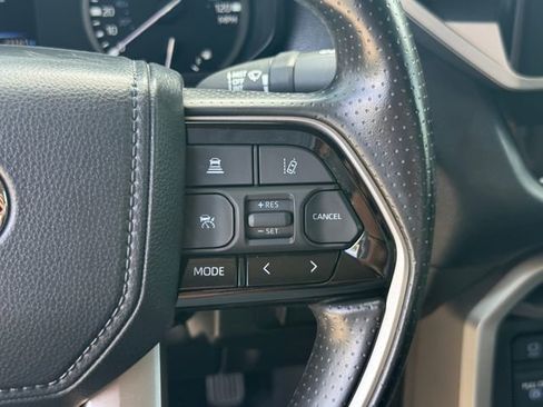 Used 2023 Toyota Tundra SR5 AWD/4WD image 15