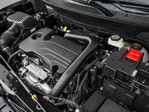 New 2026 Chevrolet Equinox RS w/ Convenience Package III image 7