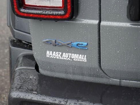 Used 2023 Jeep Wrangler Unlimited w/ Cold Weather Group AWD/4WD image 7