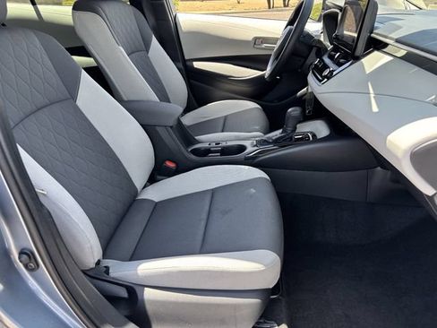 Used 2026 Toyota Corolla LE w/ Carpet Mat Package (TMS) FWD image 11
