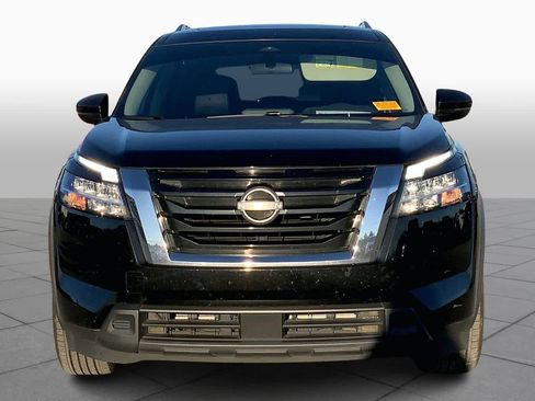 Used 2022 Nissan Pathfinder SV w/ SV Premium Package image 4