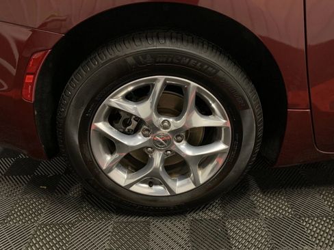 Used 2019 Chrysler Pacifica Limited w/ Advanced Safetytec Group image 19