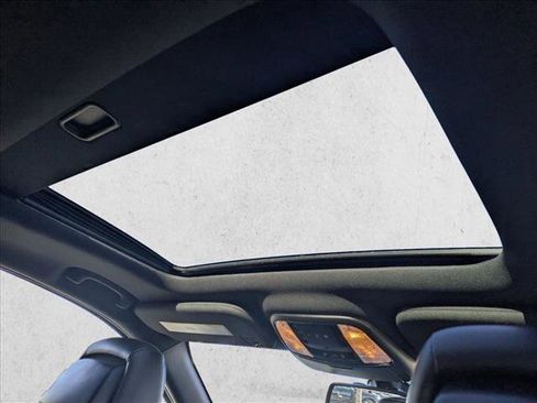 Used 2015 Jeep Grand Cherokee Altitude image 19