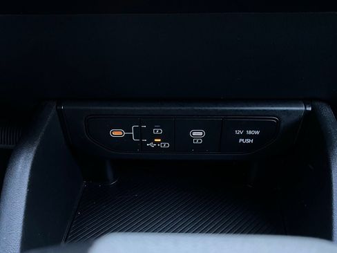 Used 2025 Kia K4 LXS image 25