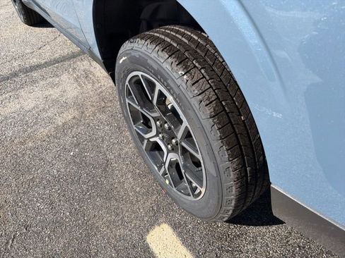 New 2026 Ford Maverick Lariat w/ 4K Tow Package image 7