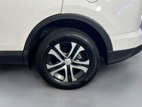 Used 2018 Toyota RAV4 LE image 26