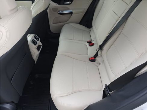 New 2026 Mercedes-Benz GLC 300 4MATIC image 16