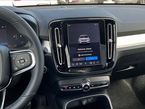 New 2026 Volvo XC40 B4 Plus w/ Protection Package Premier FWD image 8