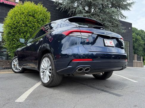 Used 2022 Maserati Levante GT AWD/4WD image 20