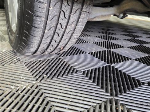 Used 2013 MAZDA MAZDA3 i Touring image 31