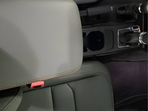 New 2026 Jeep Gladiator Mojave AWD/4WD image 30