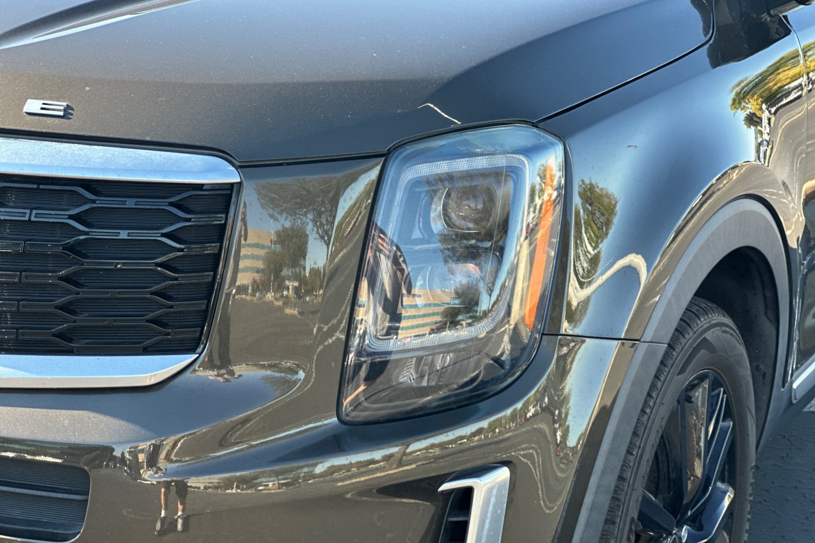Used 2022 Kia Telluride SX w/ Towing Package FWD image 54