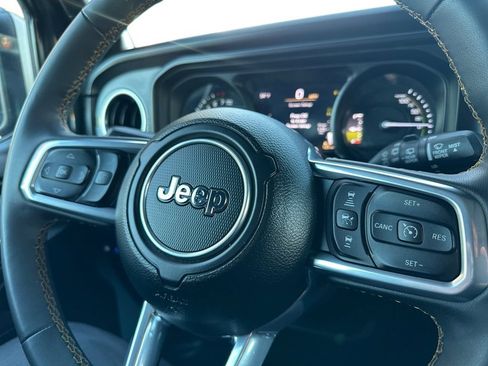 Used 2024 Jeep Wrangler Unlimited Sahara AWD/4WD image 25
