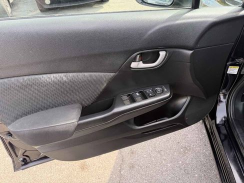 Used 2015 Honda Civic SE image 8