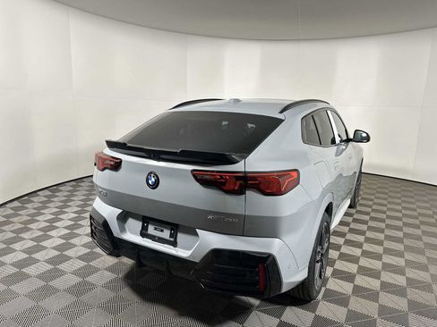 New 2026 BMW X2 xDrive28i w/ Technology Package image 9
