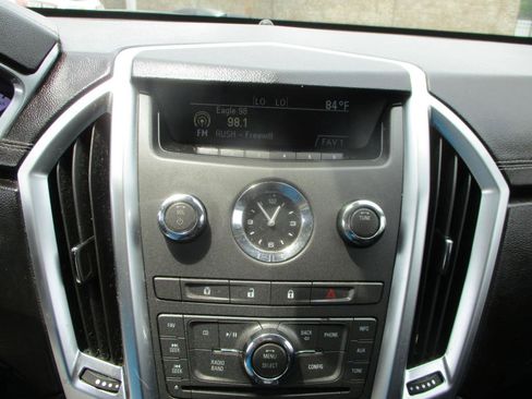Used 2012 Cadillac SRX FWD image 16