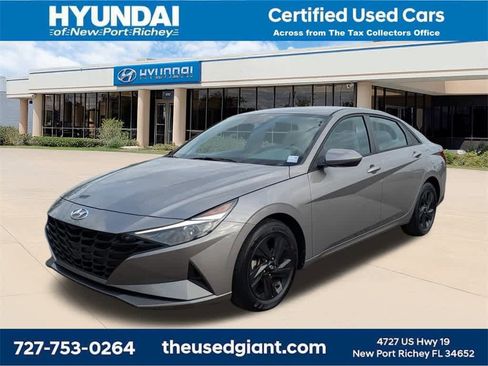 Certified 2023 Hyundai Elantra SEL image 1
