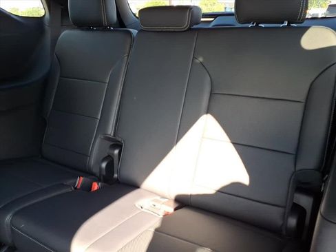 New 2026 Chevrolet Traverse LT w/ Driver Confidence Package FWD image 18