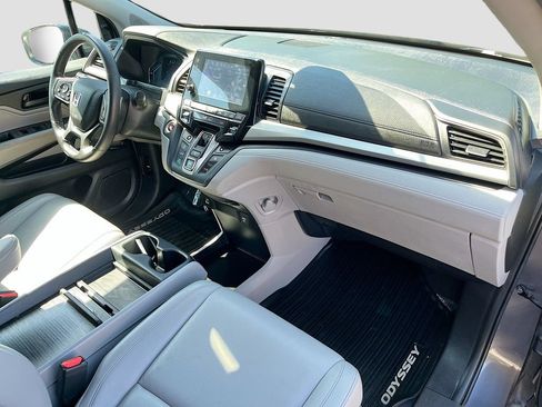 Used 2023 Honda Odyssey EX-L image 31