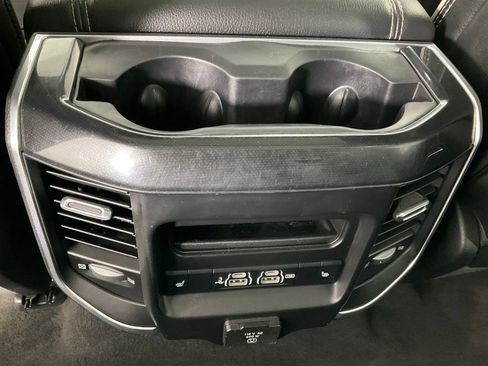 Used 2020 RAM 1500 Laramie w/ Night Edition image 23