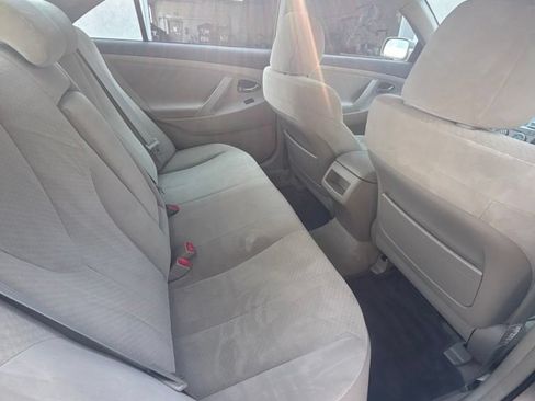 Used 2009 Toyota Camry LE FWD image 22