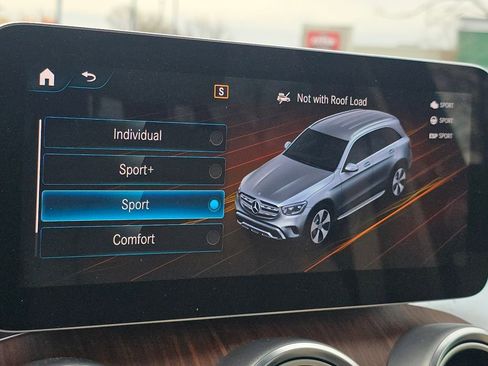 Certified 2022 Mercedes-Benz GLC 300 4MATIC image 32