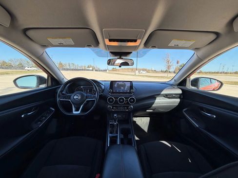 Used 2024 Nissan Sentra SR image 11