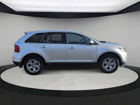 Used 2013 Ford Edge SEL image 9