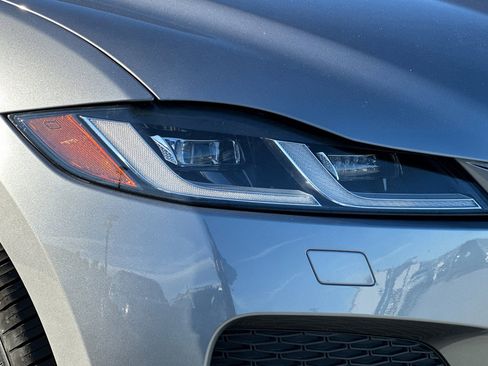 Used 2023 Jaguar F-PACE S image 12