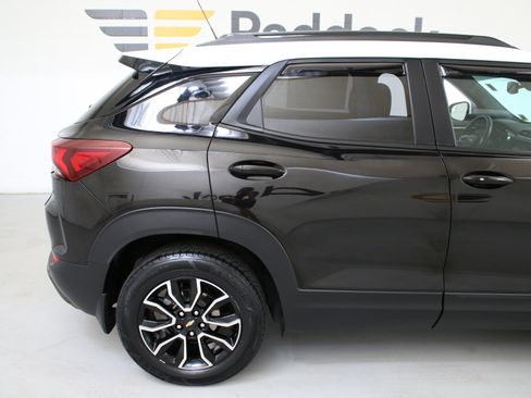 Used 2023 Chevrolet TrailBlazer ACTIV w/ Sun and Liftgate Package AWD/4WD image 10