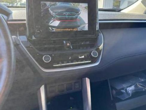 Used 2024 Toyota Corolla Cross LE image 12