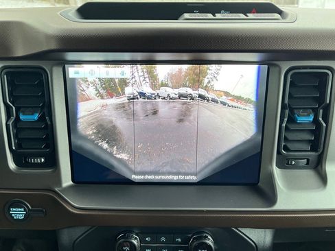 Used 2023 Ford Bronco Outer Banks image 27