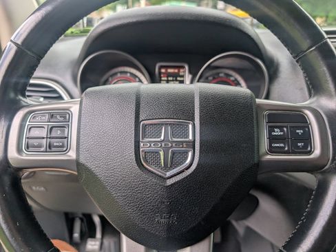 Used 2019 Dodge Journey Crossroad AWD/4WD image 31